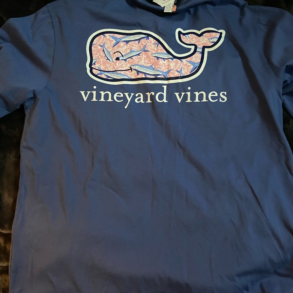 Vineyard vines